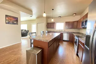 1808 Kingfisher Ln, Pueblo, CO 81008 - Photo 2