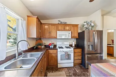 8906 Grand Ave, Beulah, CO 81023 - Photo 24