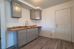 1929 E 15th St, Pueblo, CO 81001 - Photo 6