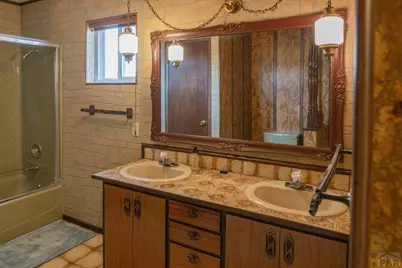 77 Circle Dr, La Junta, CO 81050 - Photo 32