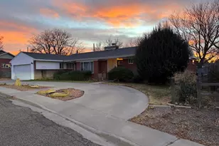 77 Circle Dr, La Junta, CO 81050 - Photo 4