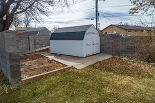 77 Circle Dr, La Junta, CO 81050 - Photo 14