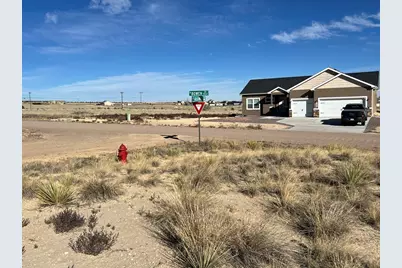 468 E Goldenrod Dr, Pueblo West, CO 81007 - Photo 4