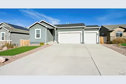 2215 Cliffmoor Ln, Pueblo, CO 81008 - Photo 1