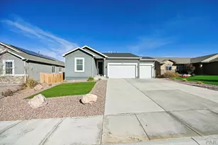 2215 Cliffmoor Ln, Pueblo, CO 81008 - Photo 2