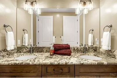 1325 Boldmere Ct, Monument, CO 80132 - Photo 16