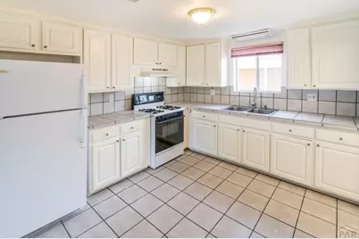 1523 Jerry Murphy Rd, Pueblo, CO 81001 - Photo 8