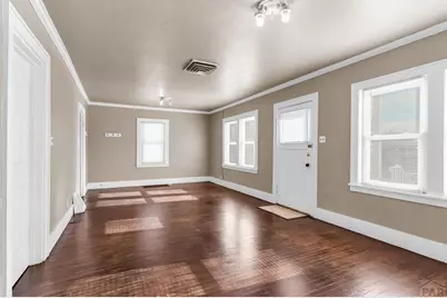 1523 E 11th St, Pueblo, CO 81001 - Photo 6