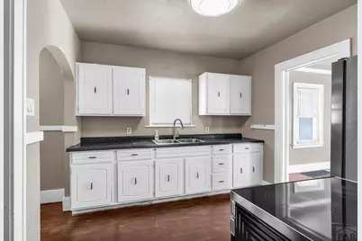 1523 E 11th St, Pueblo, CO 81001 - Photo 12