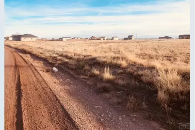 1120 E Ivanhoe Dr, Pueblo West, CO 81007 - Photo 2