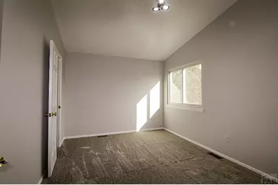 30 Bellita Dr, Pueblo, CO 81001 - Photo 28