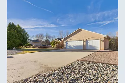 331 S Nicklaus Dr, Pueblo West, CO 81007 - Photo 2