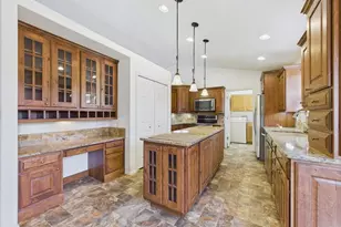 331 S Nicklaus Dr, Pueblo West, CO 81007 - Photo 8