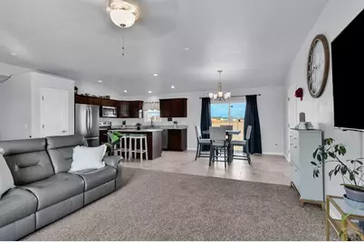 977 E Sumac Dr, Pueblo West, CO 81007 - Photo 2