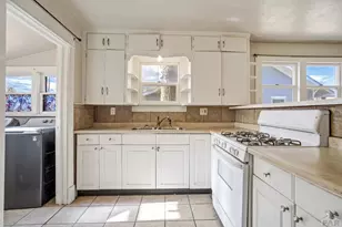 1912 E 5th St, Pueblo, CO 81001 - Photo 12