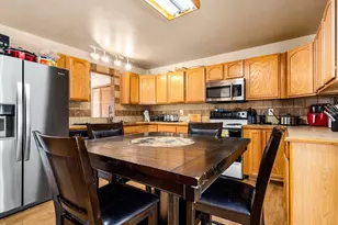 32 Scotland Rd, Pueblo, CO 81001 - Photo 8