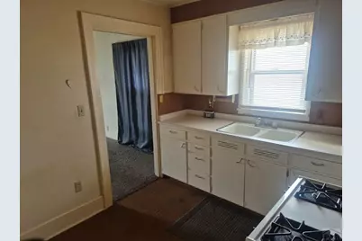 213 E 8th St, La Junta, CO 81050 - Photo 10