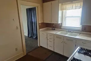 213 E 8th St, La Junta, CO 81050 - Photo 10