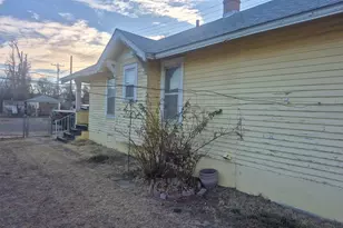 213 E 8th St, La Junta, CO 81050 - Photo 14