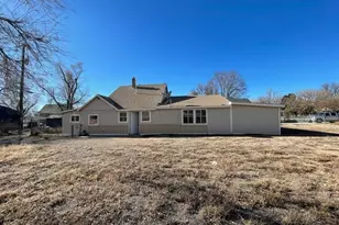 1608 W 20th St, Pueblo, CO 81003 - Photo 2