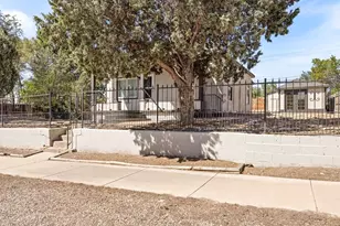 1515 W 17th St, Pueblo, CO 81003 - Photo 4