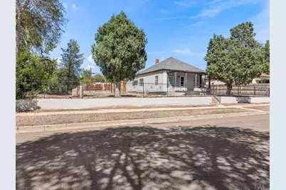 1515 W 17th St, Pueblo, CO 81003 - Photo 2