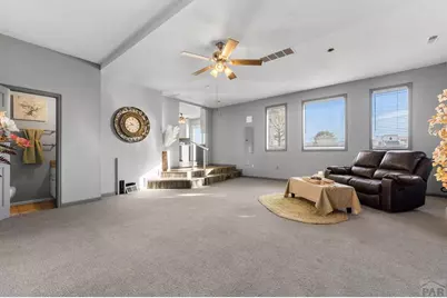 8 S Glenrose Dr, Pueblo, CO 81007 - Photo 22