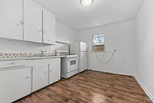 2105 E 5th St, Pueblo, CO 81001 - Photo 6