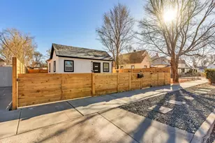 1328 Cypress St, Pueblo, CO 81004 - Photo 2