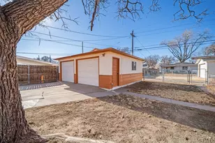943 Bragdon Ave, Pueblo, CO 81004 - Photo 22
