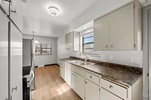 943 Bragdon Ave, Pueblo, CO 81004 - Photo 6