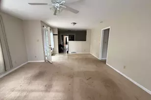 1015 Colorado Ave, La Junta, CO 81050 - Photo 4