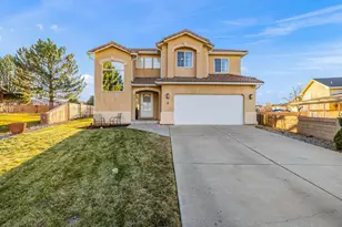 3 Thames Ct, Pueblo, CO 81005 - Photo 1