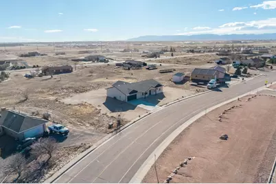 576 E Earl Dr, Pueblo West, CO 81007 - Photo 42