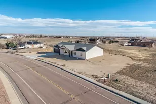 576 E Earl Dr, Pueblo West, CO 81007 - Photo 46