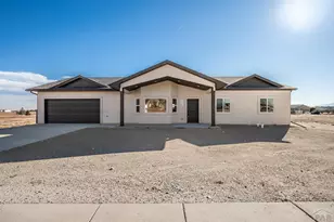 576 E Earl Dr, Pueblo West, CO 81007 - Photo 62