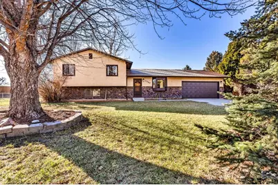 1350 Terry Cir, Pueblo, CO 81006 - Photo 2