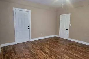 209 E 9th St, Walsenburg, CO 81089 - Photo 6