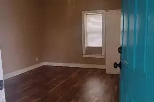 209 E 9th St, Walsenburg, CO 81089 - Photo 4