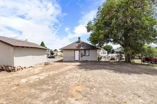 1315 E 10th St, Pueblo, CO 81001 - Photo 18