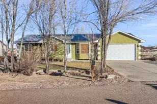 734 S Legend Ln, Pueblo West, CO 81007 - Photo 1