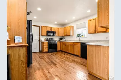 49 N Parkway, Colorado City, CO 81019 - Photo 2