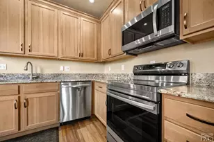 302 Michigan St, Pueblo, CO 81004 - Photo 14