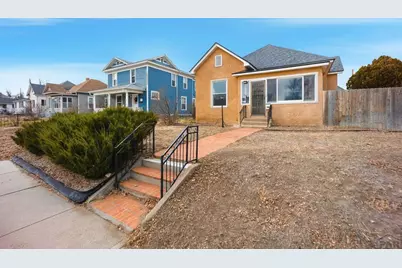 812 Santa Fe, La Junta, CO 81050 - Photo 2