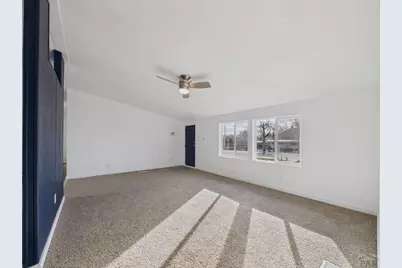 2031 W 11th St, Pueblo, CO 81003 - Photo 6