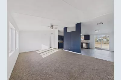 2031 W 11th St, Pueblo, CO 81003 - Photo 4