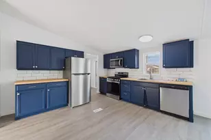 2031 W 11th St, Pueblo, CO 81003 - Photo 10