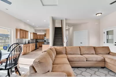 1712 Kingfisher Ln, Pueblo, CO 81008 - Photo 6