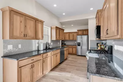 1712 Kingfisher Ln, Pueblo, CO 81008 - Photo 10