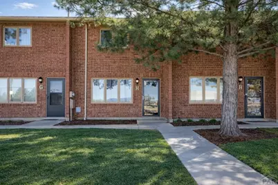 2101 Chatalet Lane #H, Pueblo, CO 81005 - Photo 2